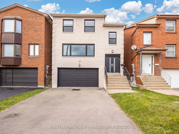 16 Blairville Road, Toronto, ON, M3H 5Y5