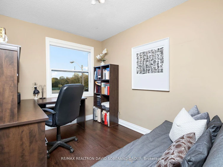 16 Blairville Road, Toronto, ON, M3H 5Y5 - 14