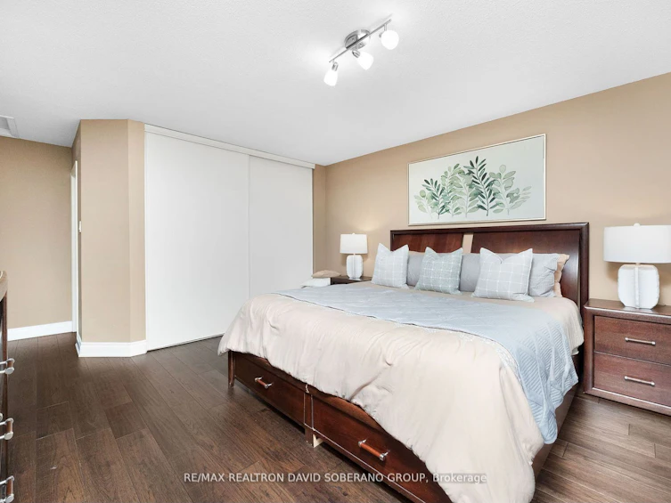 16 Blairville Road, Toronto, ON, M3H 5Y5 - 17