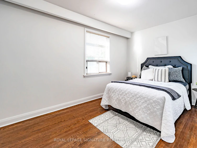 136 Regina Avenue, Toronto, ON, M6A 1R7 - 19
