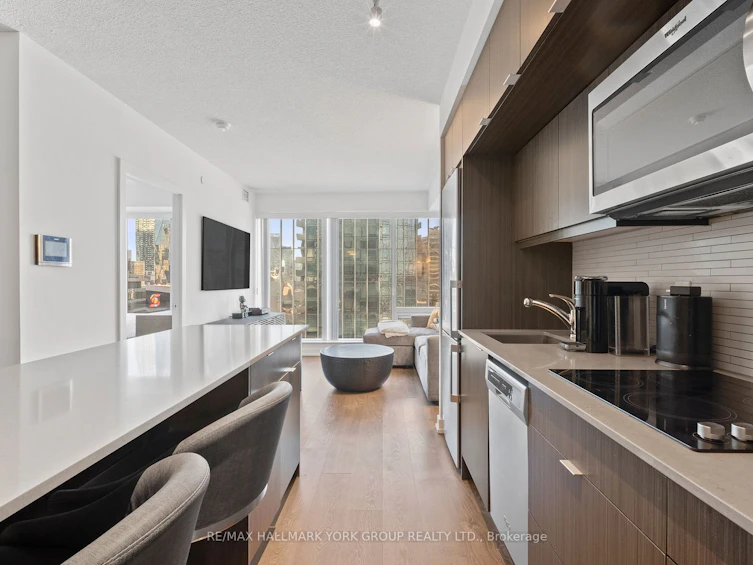 1204-10 York Street, Toronto, ON, M5J 0E1 - 11
