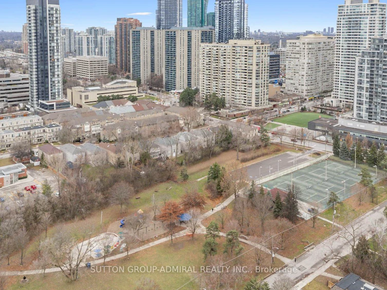210-65 Spring Garden Avenue, Toronto, ON, M2N 6H9 - 40