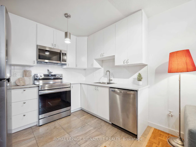 2503-40 Homewood Avenue, Toronto, ON, M4Y 2K2 - 7