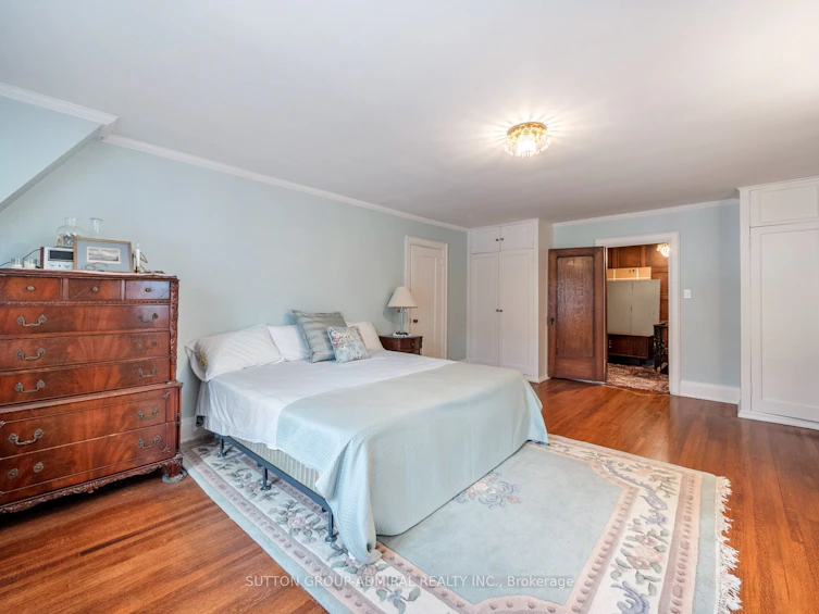 29 Strathgowan Crescent, Toronto, ON, M4N 2Z6 - 18
