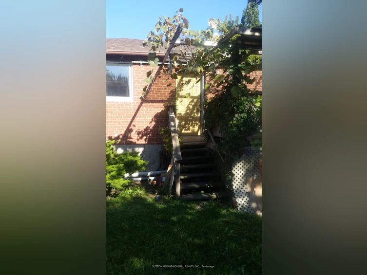 59 Dallas Road, Toronto, ON, M2R 2J3 - 25