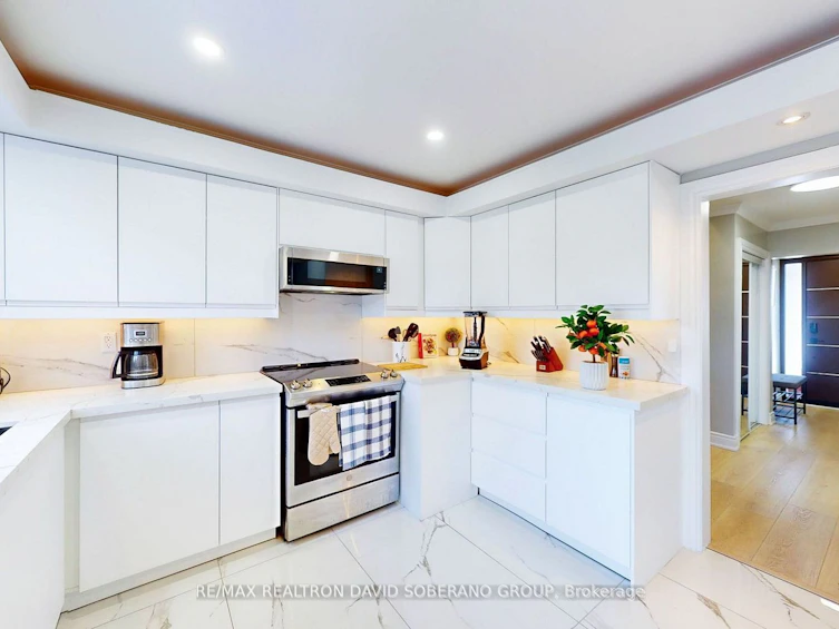 134 Hove Street, Toronto, ON, M3H 4Z7 - 11