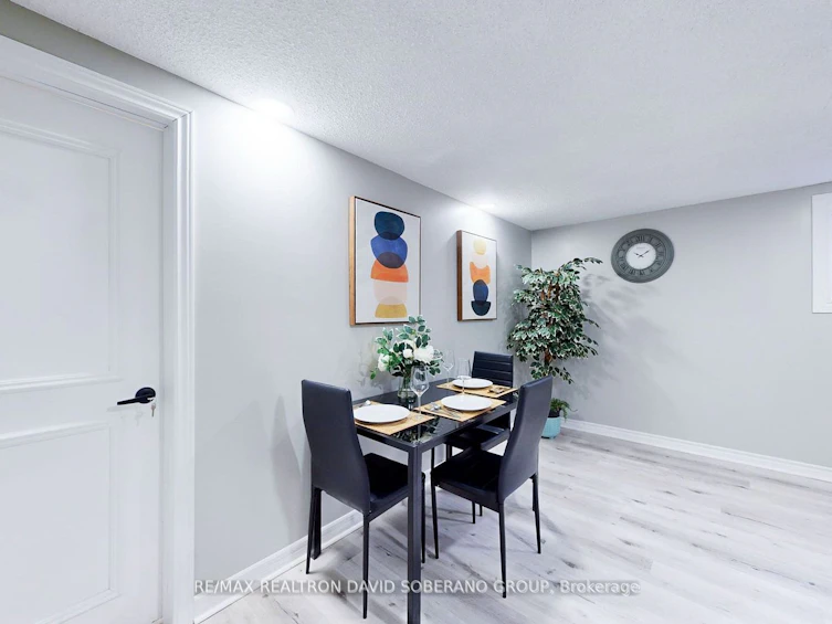 134 Hove Street, Toronto, ON, M3H 4Z7 - 34