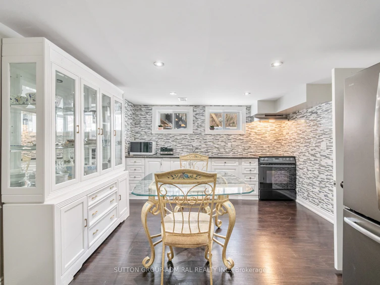 88 Combe Avenue, Toronto, ON, M3H 4J7 - 25