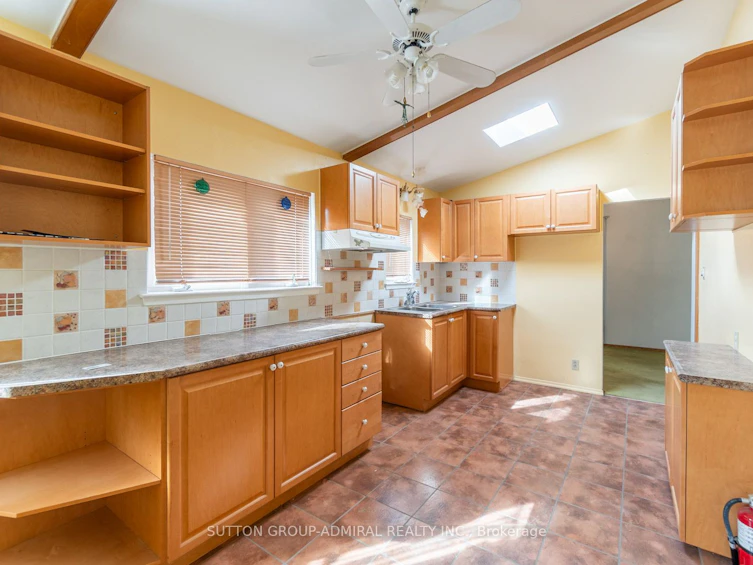 25 Hobart Drive, Toronto, ON, M2J 3J6 - 27