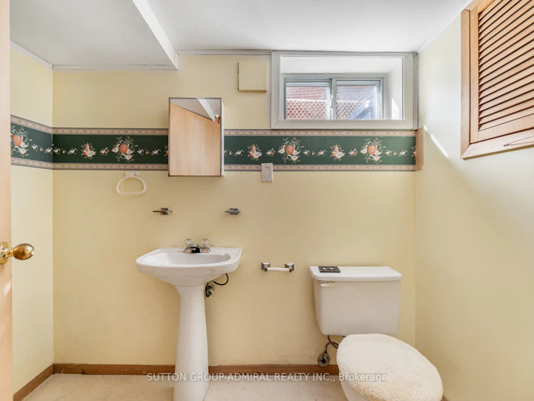 25 Hobart Drive, Toronto, ON, M2J 3J6 - 9
