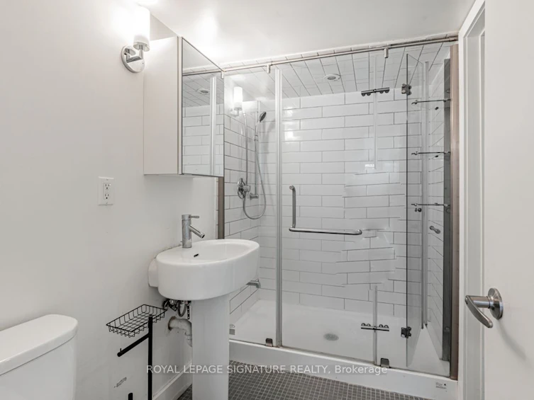 261 Hollywood Avenue, Toronto, ON, M2N 3K8 - 27