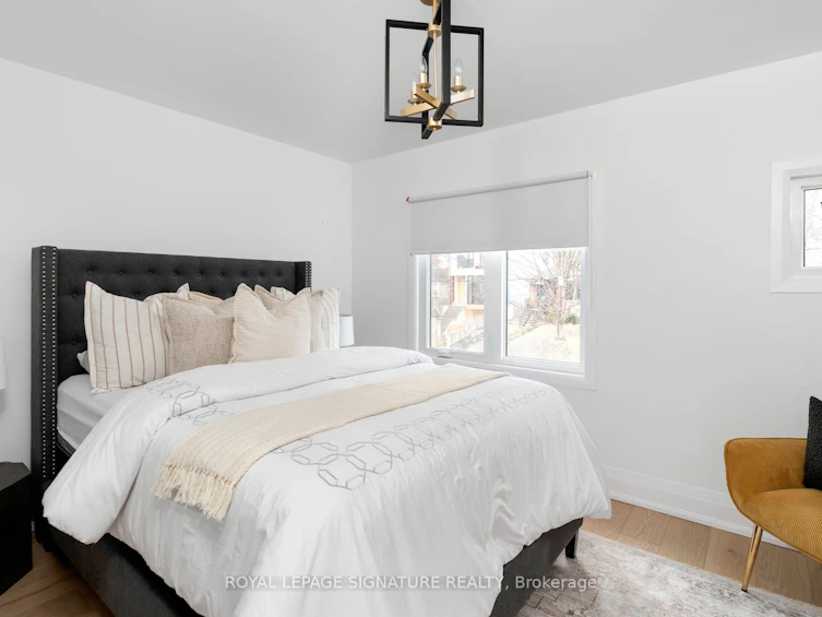 16 Latimer Avenue, Toronto, ON, M5N 2L8 - 16