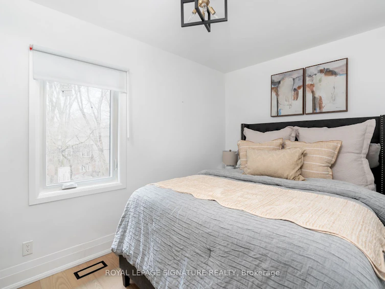 16 Latimer Avenue, Toronto, ON, M5N 2L8 - 13