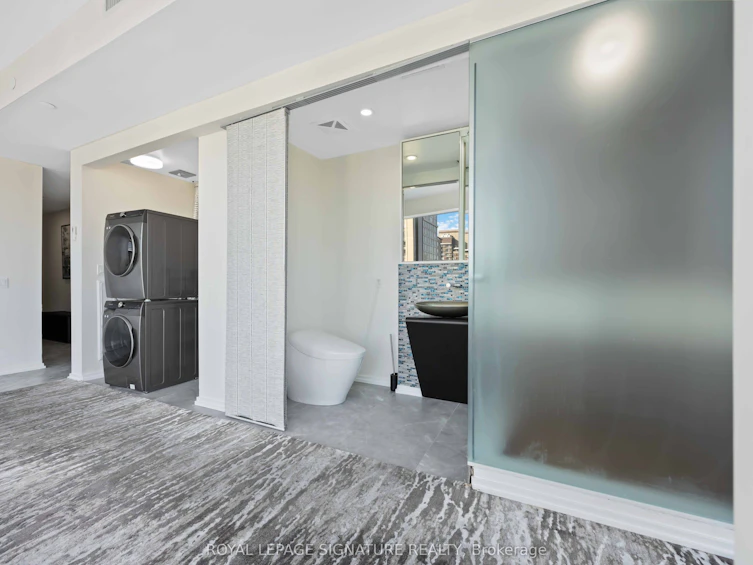 2612-197 Yonge Street, Toronto, ON, M5B 1M4 - 15