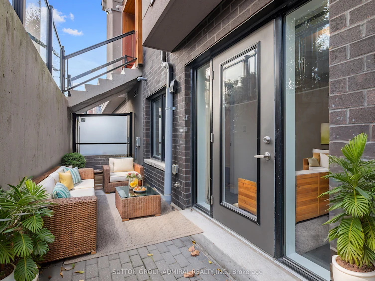 3-16 Marquette Avenue, Toronto, ON, M6A 0E1 - 14