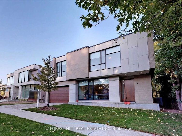 7 Fairmeadow Avenue, Toronto, ON, M2P 0A5