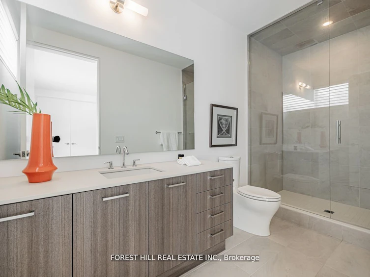 7 Fairmeadow Avenue, Toronto, ON, M2P 0A5 - 29