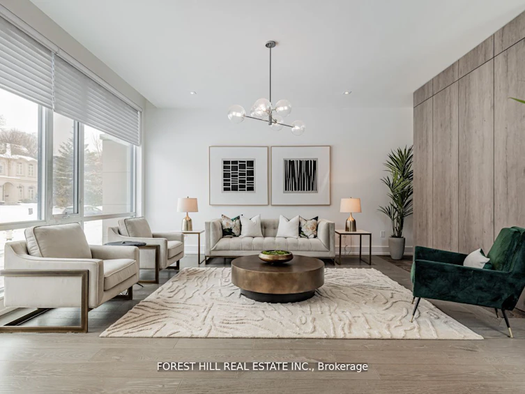 7 Fairmeadow Avenue, Toronto, ON, M2P 0A5 - 2