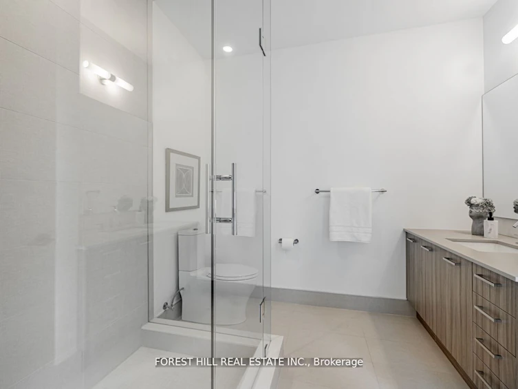 7 Fairmeadow Avenue, Toronto, ON, M2P 0A5 - 19