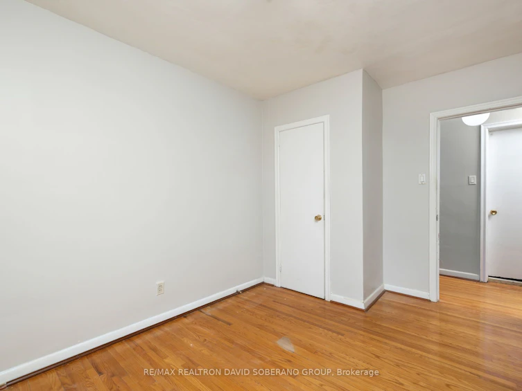 100 Sultana Avenue, Toronto, ON, M6A 1T3 - 15
