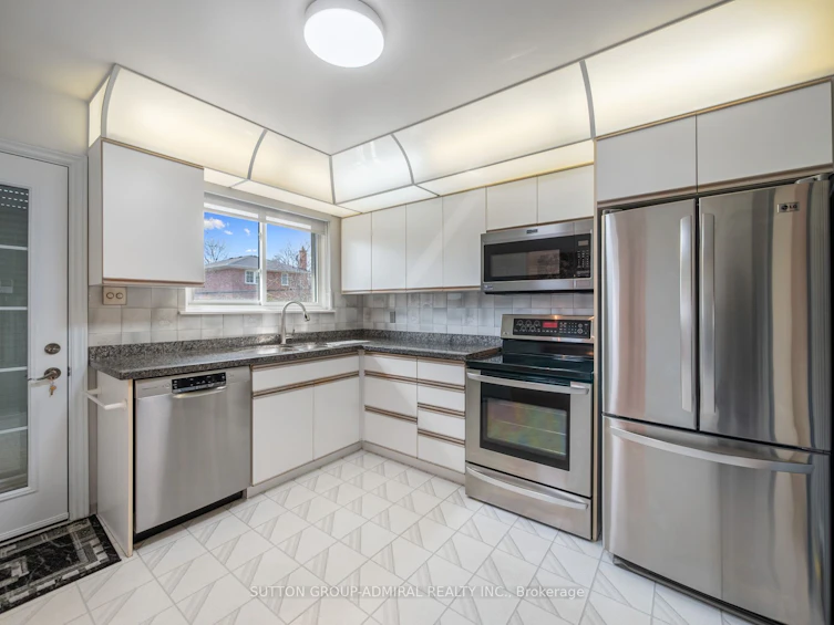 57 Dukinfield Crescent, Toronto, ON, M3A 2R9 - 8