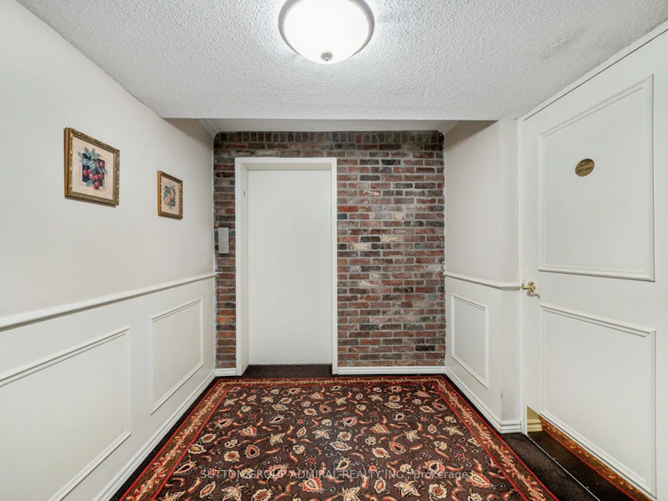 302-212 St George Street, Toronto, ON, M5R 2N5 - 4