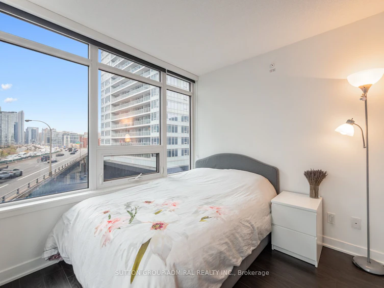 706-19 Bathurst Street, Toronto, ON, M5V 0N2 - 15