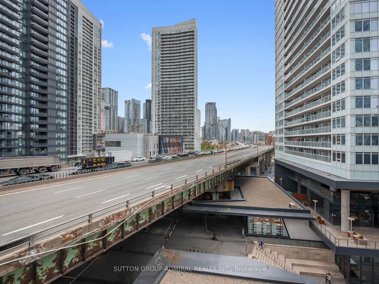 706-19 Bathurst Street, Toronto, ON, M5V 0N2 - 22