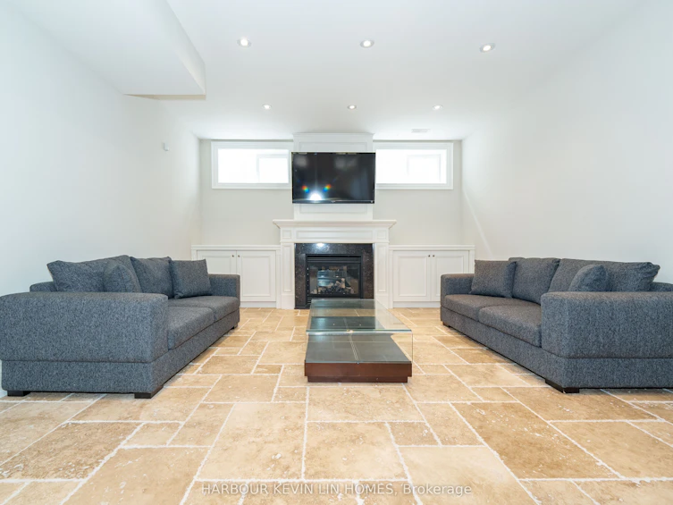 172 Elmwood Avenue, Toronto, ON, M2N 3M4 - 41