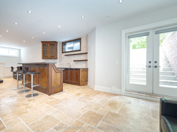 172 Elmwood Avenue, Toronto, ON, M2N 3M4 - 44