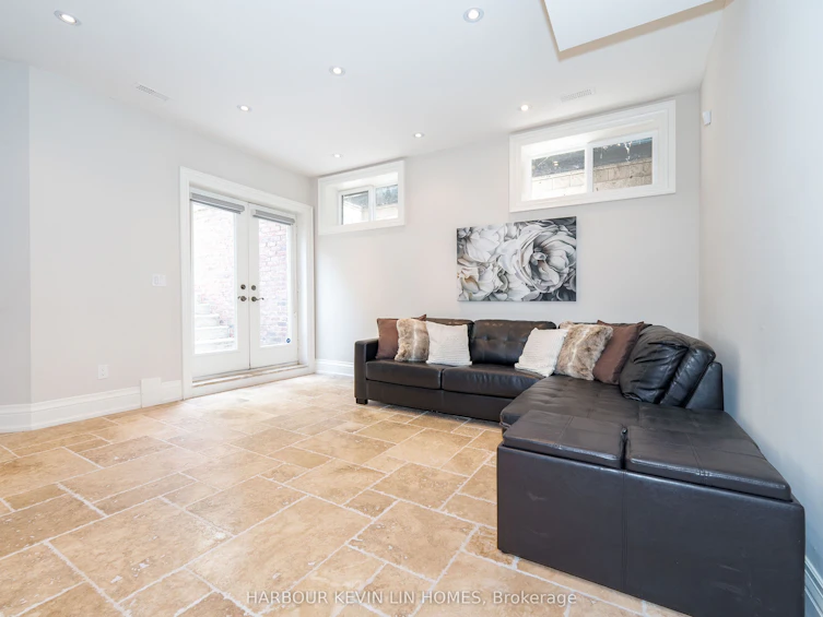 172 Elmwood Avenue, Toronto, ON, M2N 3M4 - 43
