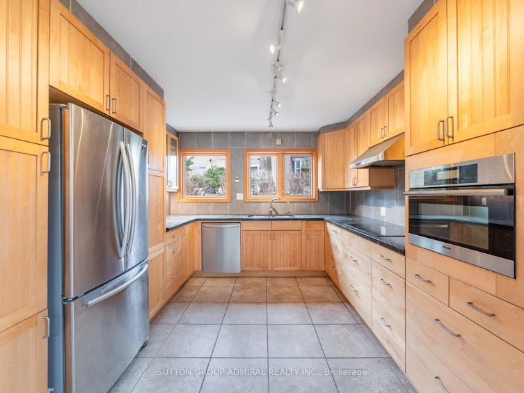 288 Newton Drive, Toronto, ON, M2M 2P8 - 3