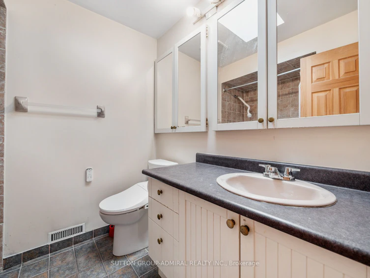 288 Newton Drive, Toronto, ON, M2M 2P8 - 24