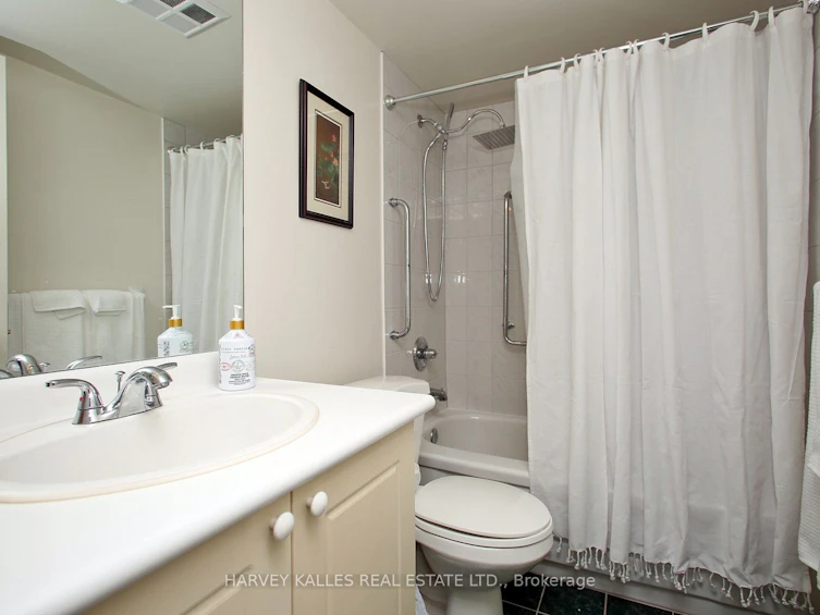 UPH07-256 Doris Avenue, Toronto, ON, M2N 6X8 - 28