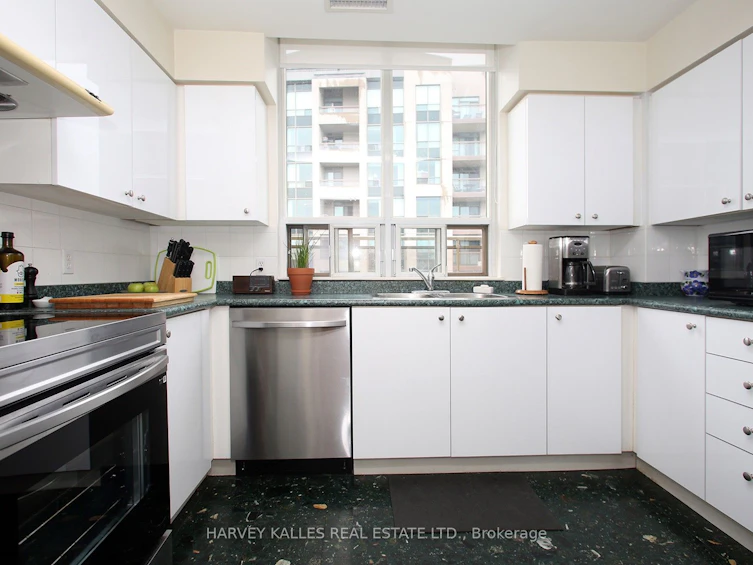 UPH07-256 Doris Avenue, Toronto, ON, M2N 6X8 - 26