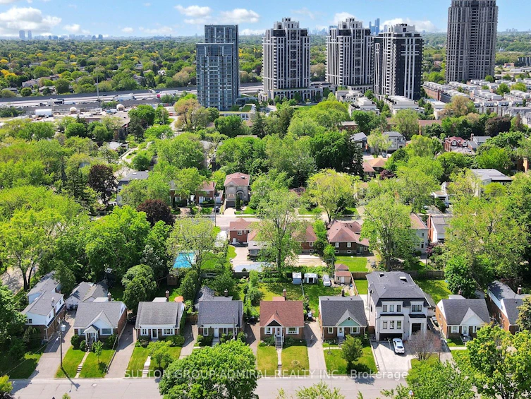 41 Anndale Drive, Toronto, ON, M2N 2W9 - 41