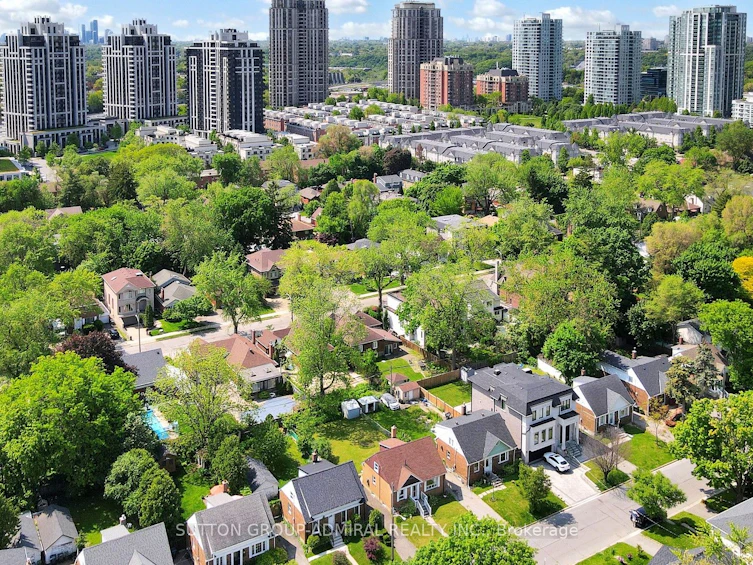 41 Anndale Drive, Toronto, ON, M2N 2W9 - 42
