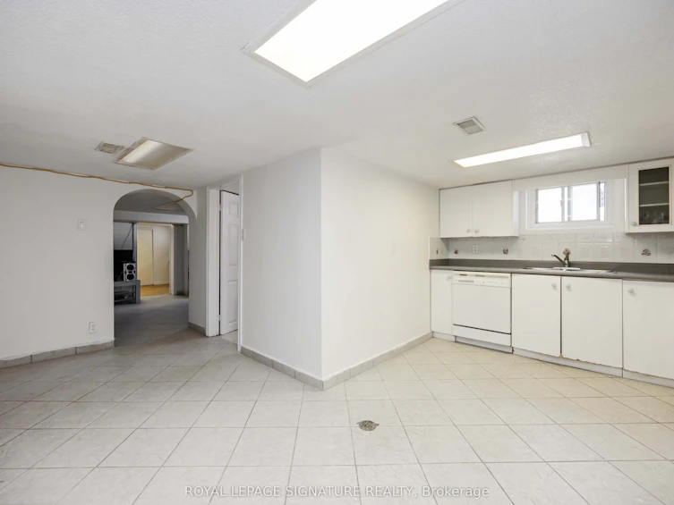 42 Carr Street, Toronto, ON, M5T 1B5 - 21