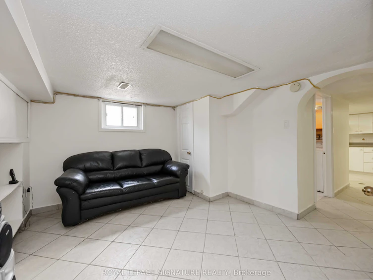 42 Carr Street, Toronto, ON, M5T 1B5 - 24