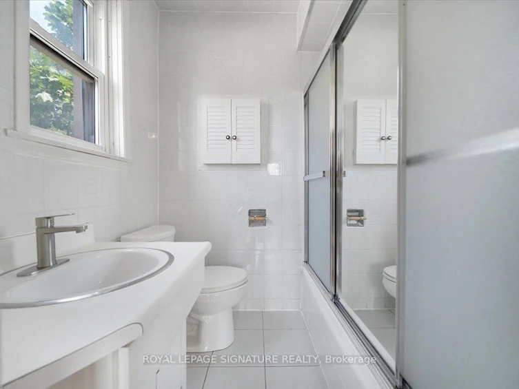 147 Underhill Drive, Toronto, ON, M3A 2K6 - 12