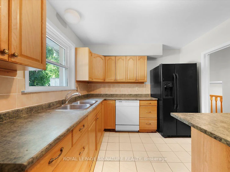 147 Underhill Drive, Toronto, ON, M3A 2K6 - 6