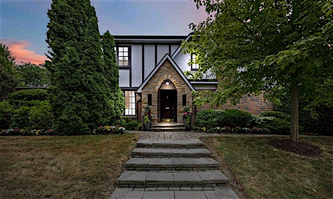25 Harlington Road, Toronto, ON, M3B 3G3