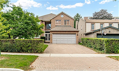 4 Tarbert Road, Toronto, ON, M2M 2Y2