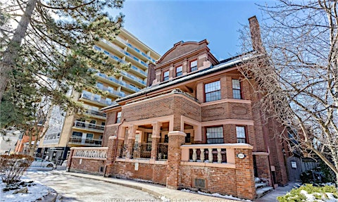 302-212 St George Street, Toronto, ON, M5R 2N5
