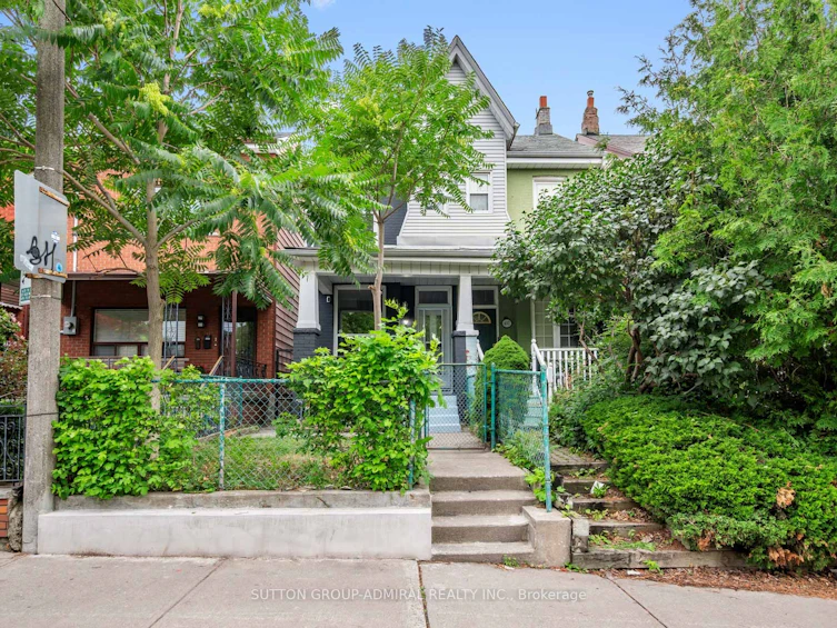 398 Crawford Street, Toronto, ON, M6J 2V9