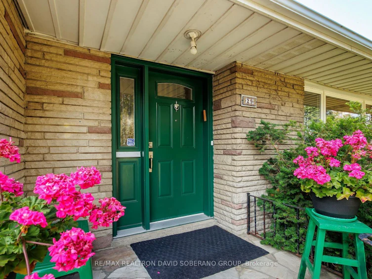 29 Artreeva Drive, Toronto, ON, M3H 4T7 - 4
