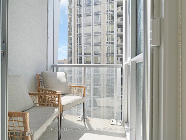 1402-1 Yorkville Avenue, Toronto, ON, M4W 0B1 - 19