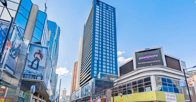 1615-20 Edward Street, Toronto, ON, M5G 1C9