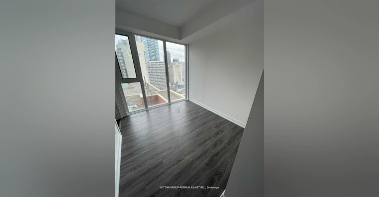 1615-20 Edward Street, Toronto, ON, M5G 1C9 - 12