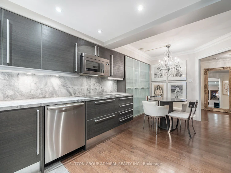 210-65 Spring Garden Avenue, Toronto, ON, M2N 6H9 - 9